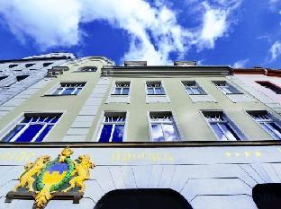 moments boutique hotel