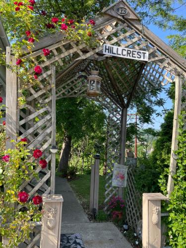 hillcrest bed and breakfast