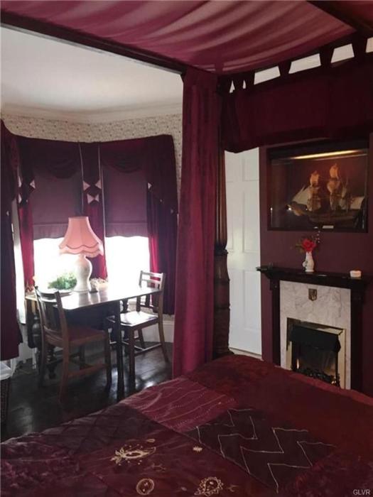 hillcrest bed and breakfast