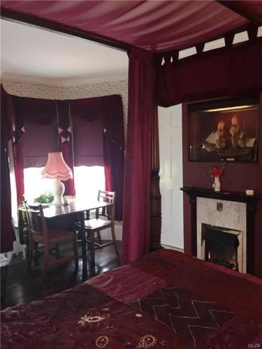 hillcrest bed and breakfast