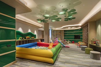 banyan tree anji