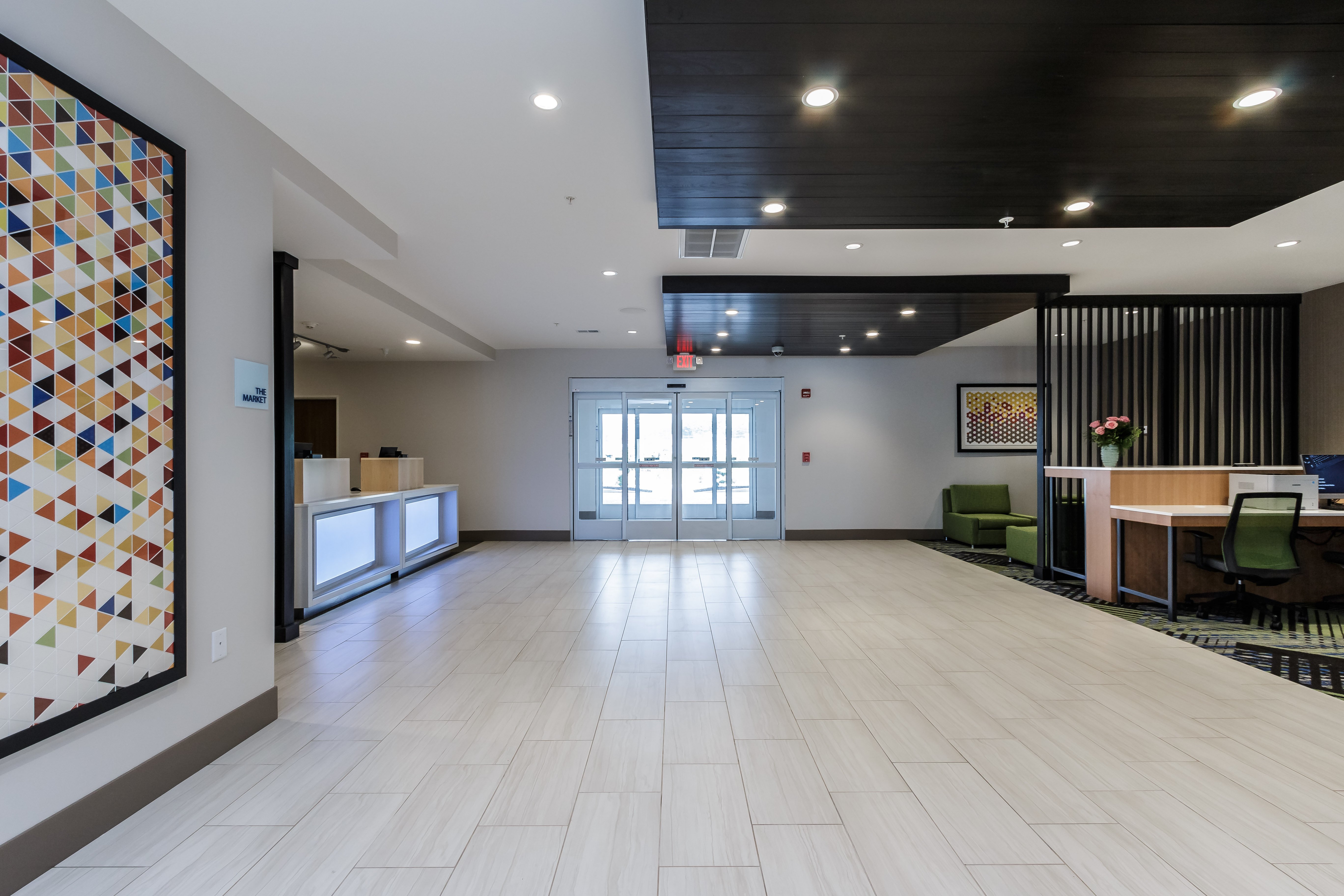 holiday inn express and suites south bend casino