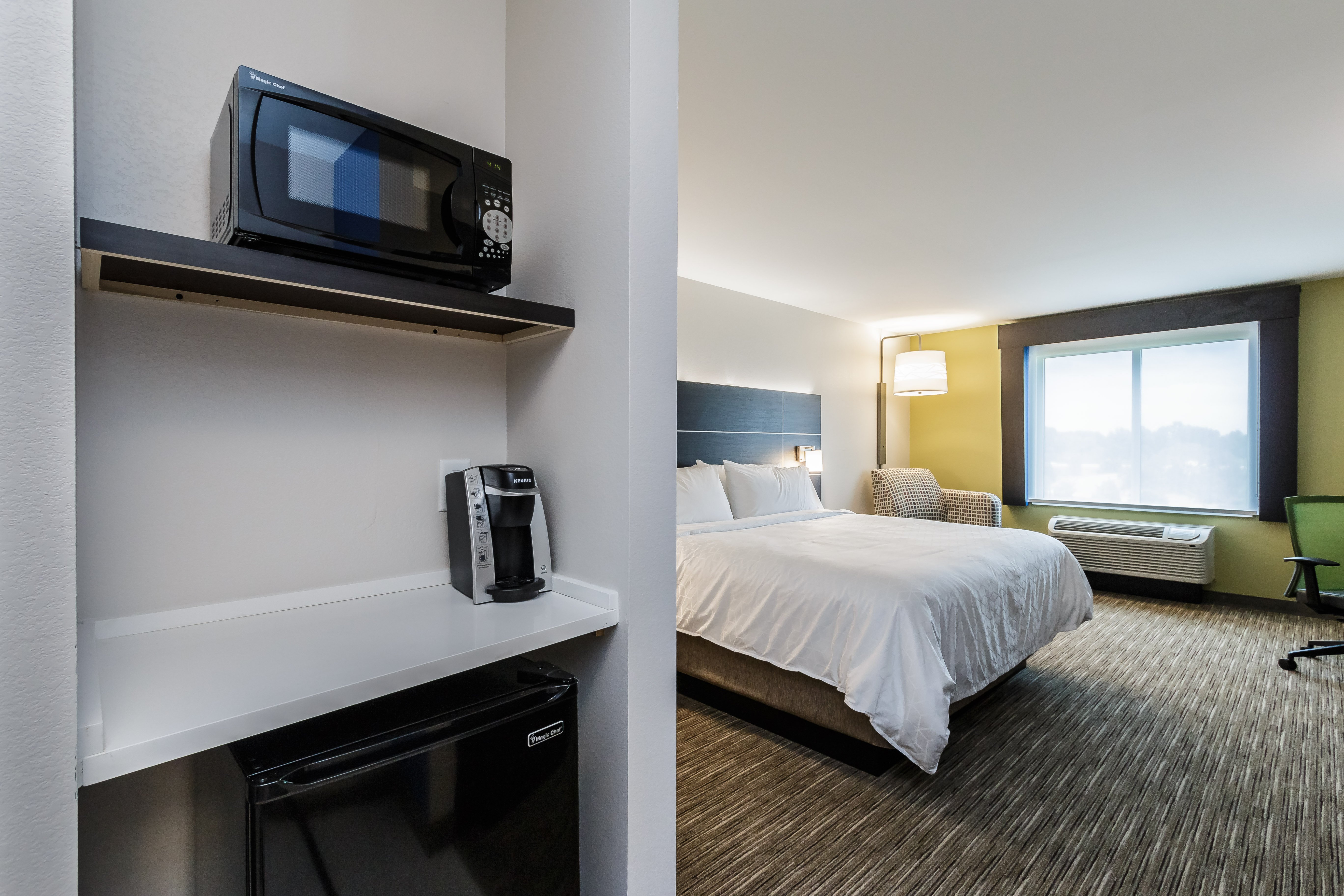 holiday inn express and suites south bend casino