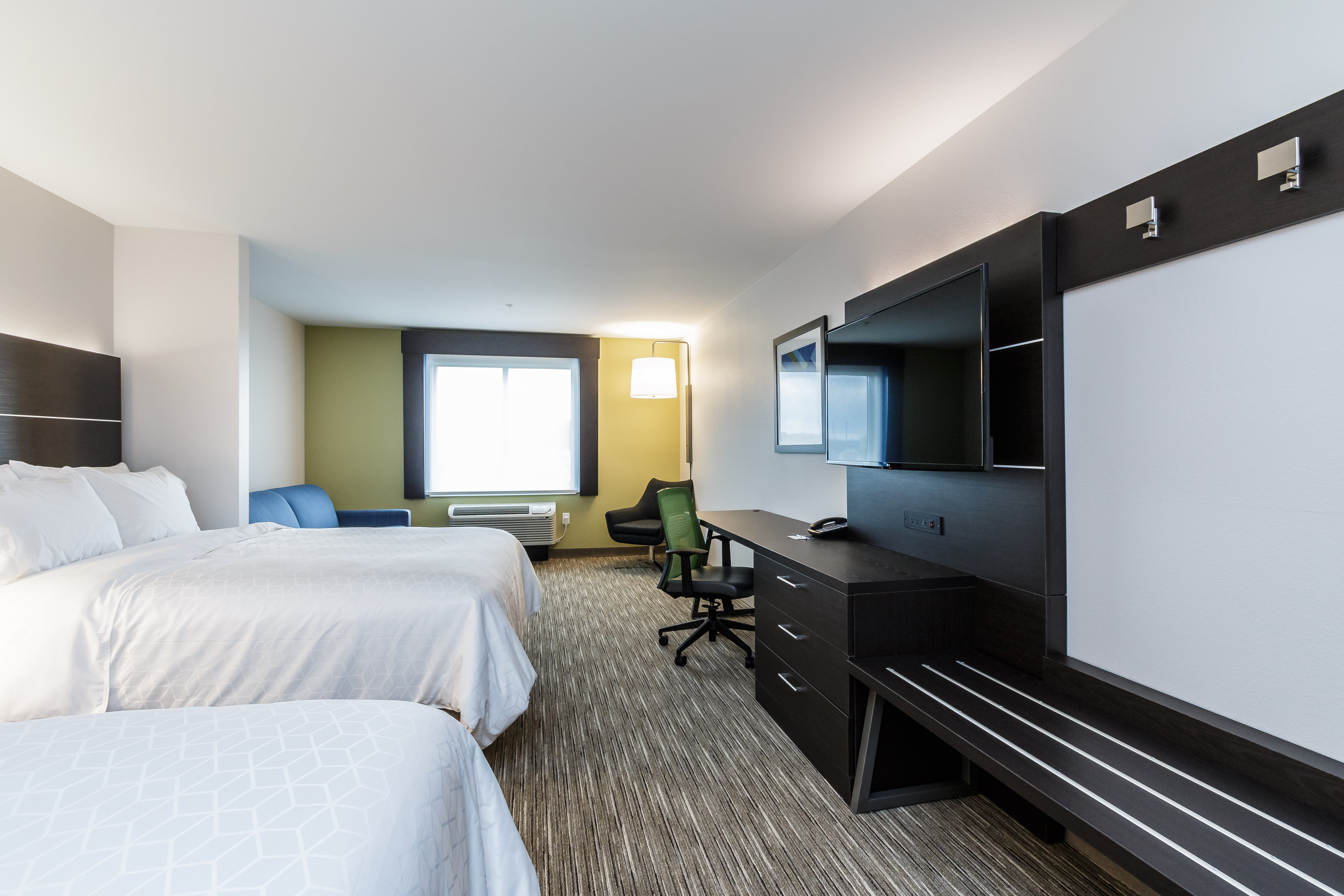 holiday inn express and suites south bend casino