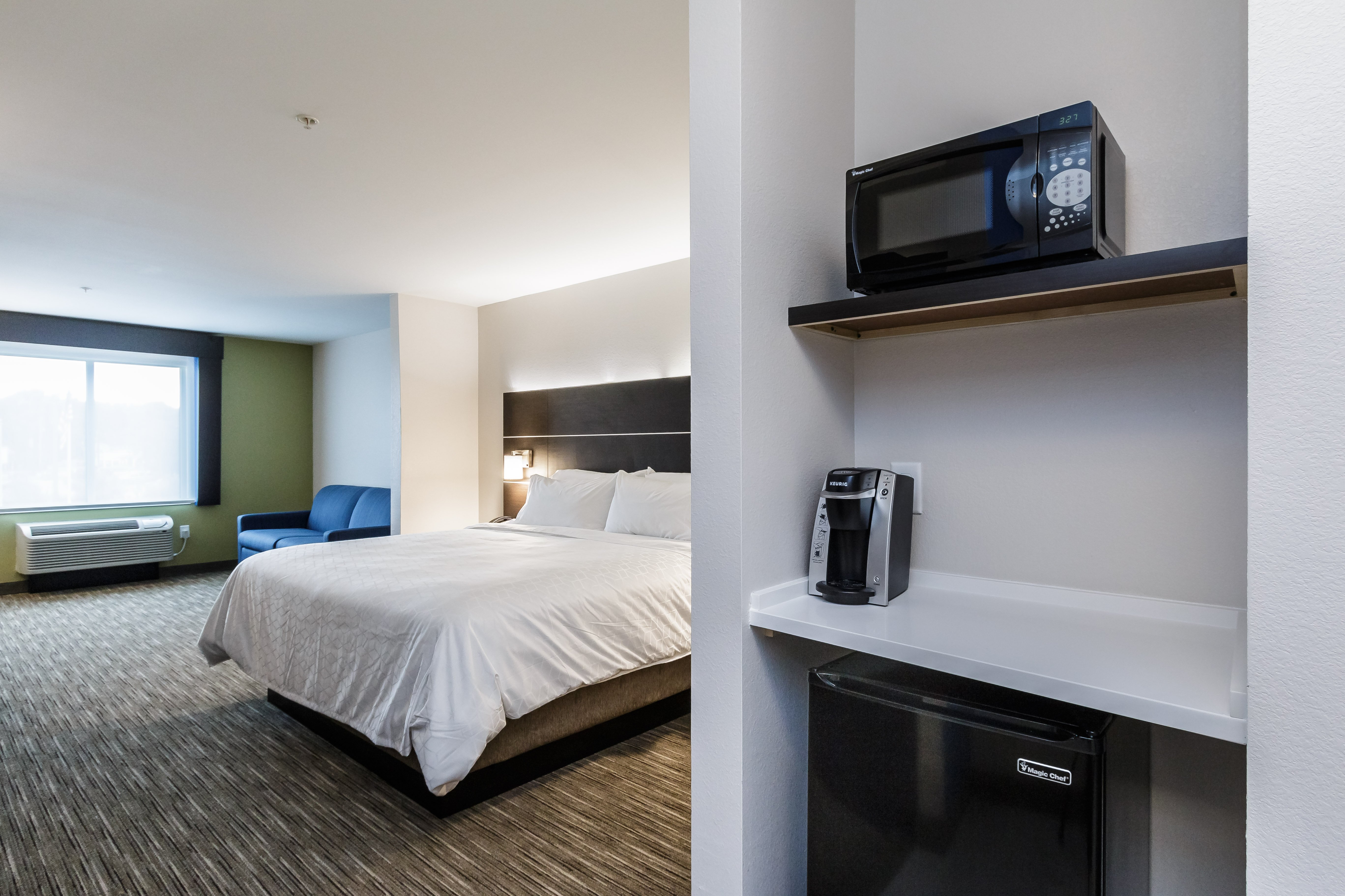 holiday inn express and suites south bend casino