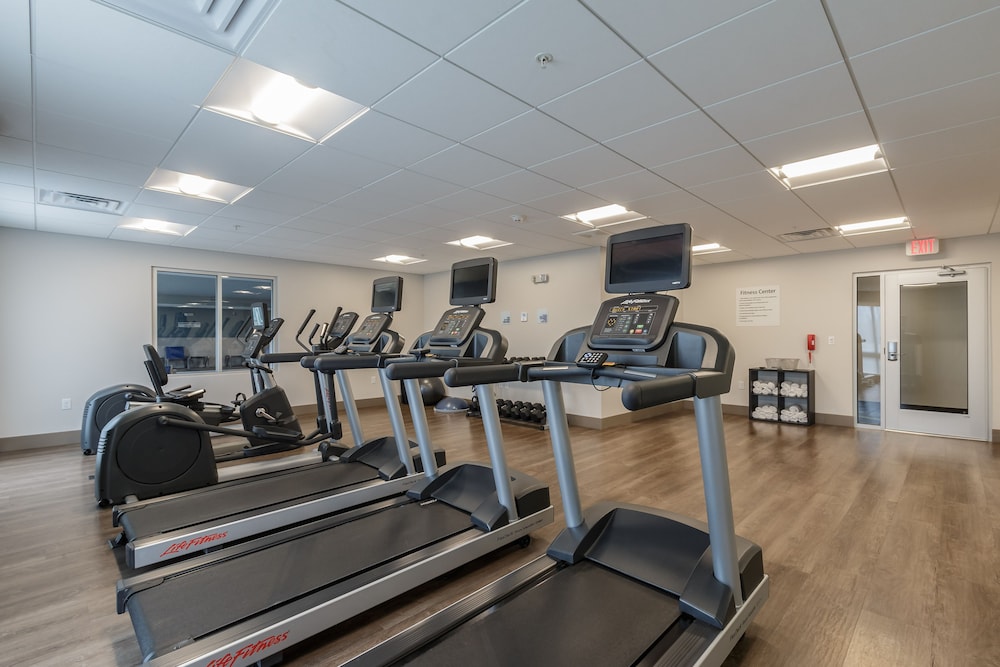 holiday inn express and suites south bend casino