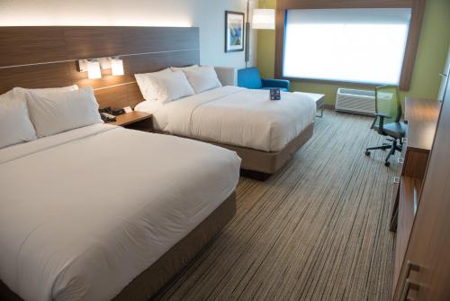 holiday inn express and suites merrillville an ihg hotel