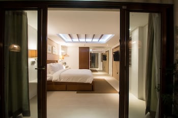 signature boracay blue