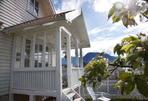 Villa Solvorn,Luster>>Hafslo,3 star