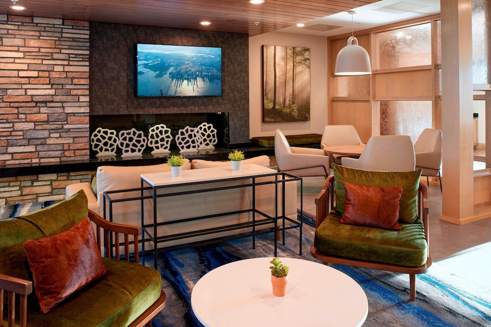 fairfield inn and suites by marriott columbus in