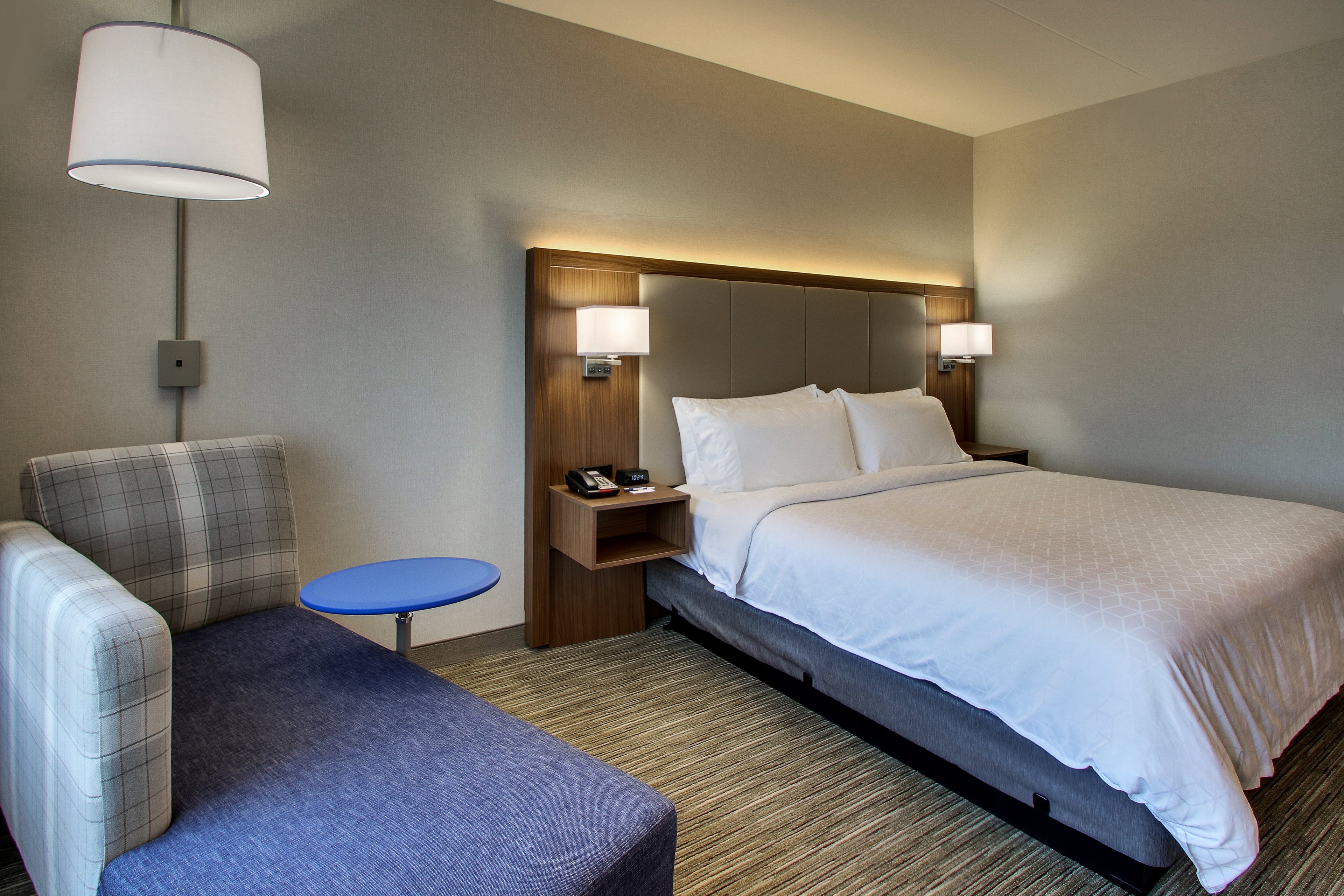 holiday inn express and suites findlay north an ihg hotel