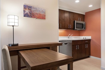 homewood suites by hilton houston nw at beltway 8 tx