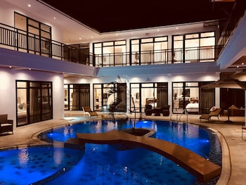 white breeze palawan boutique hotel