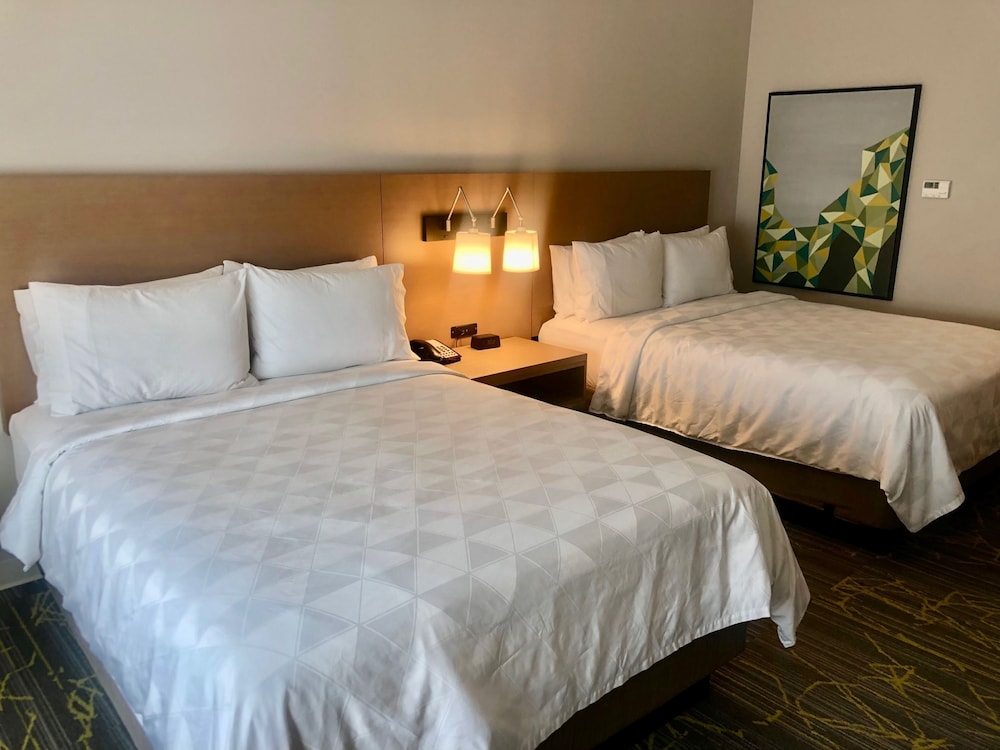 holiday inn and suites houston nw willowbrook