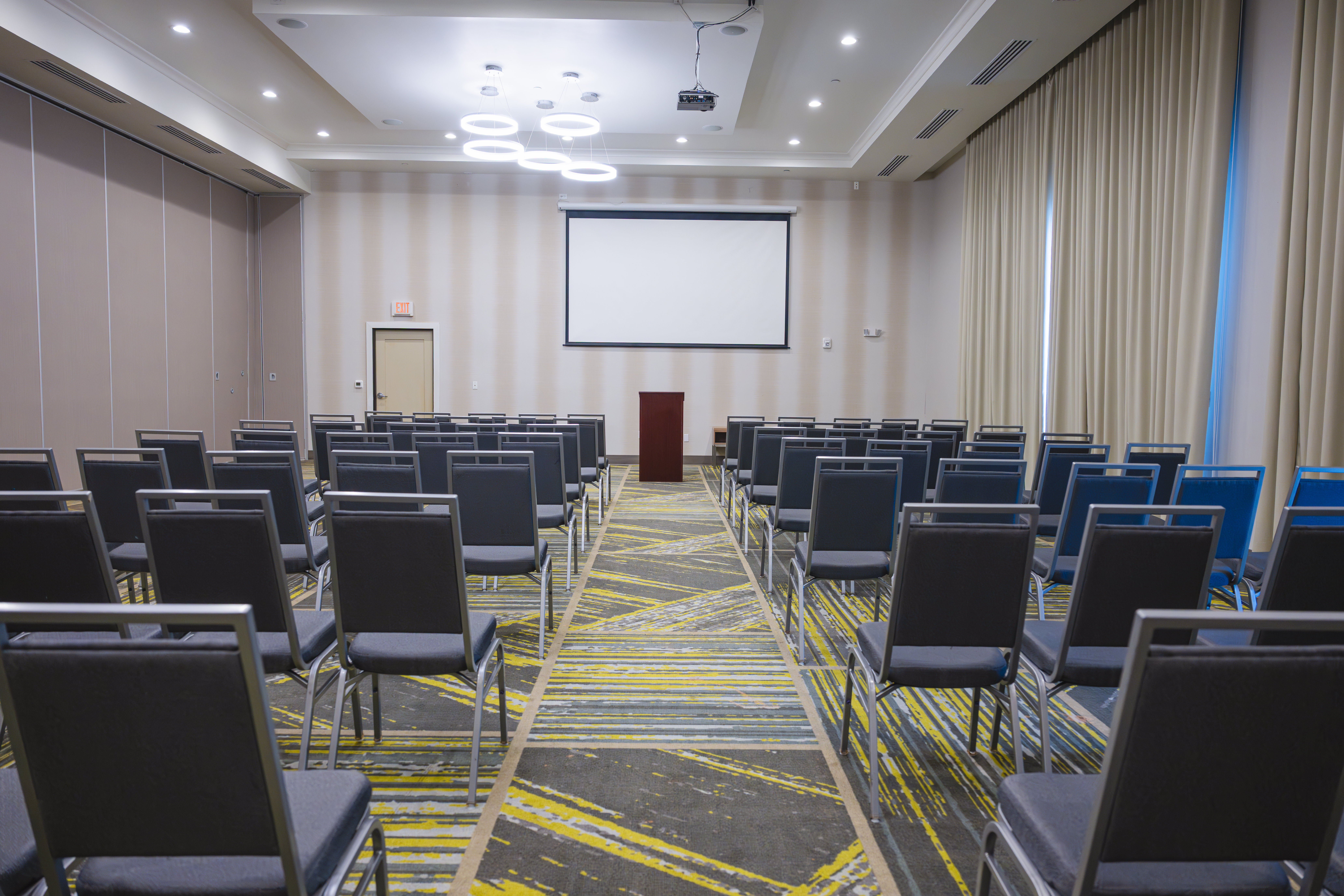 holiday inn and suites houston nw willowbrook