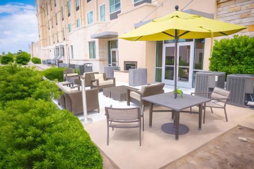 holiday inn and suites houston nw willowbrook