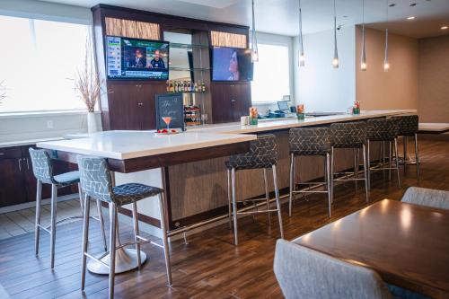 holiday inn and suites houston nw willowbrook