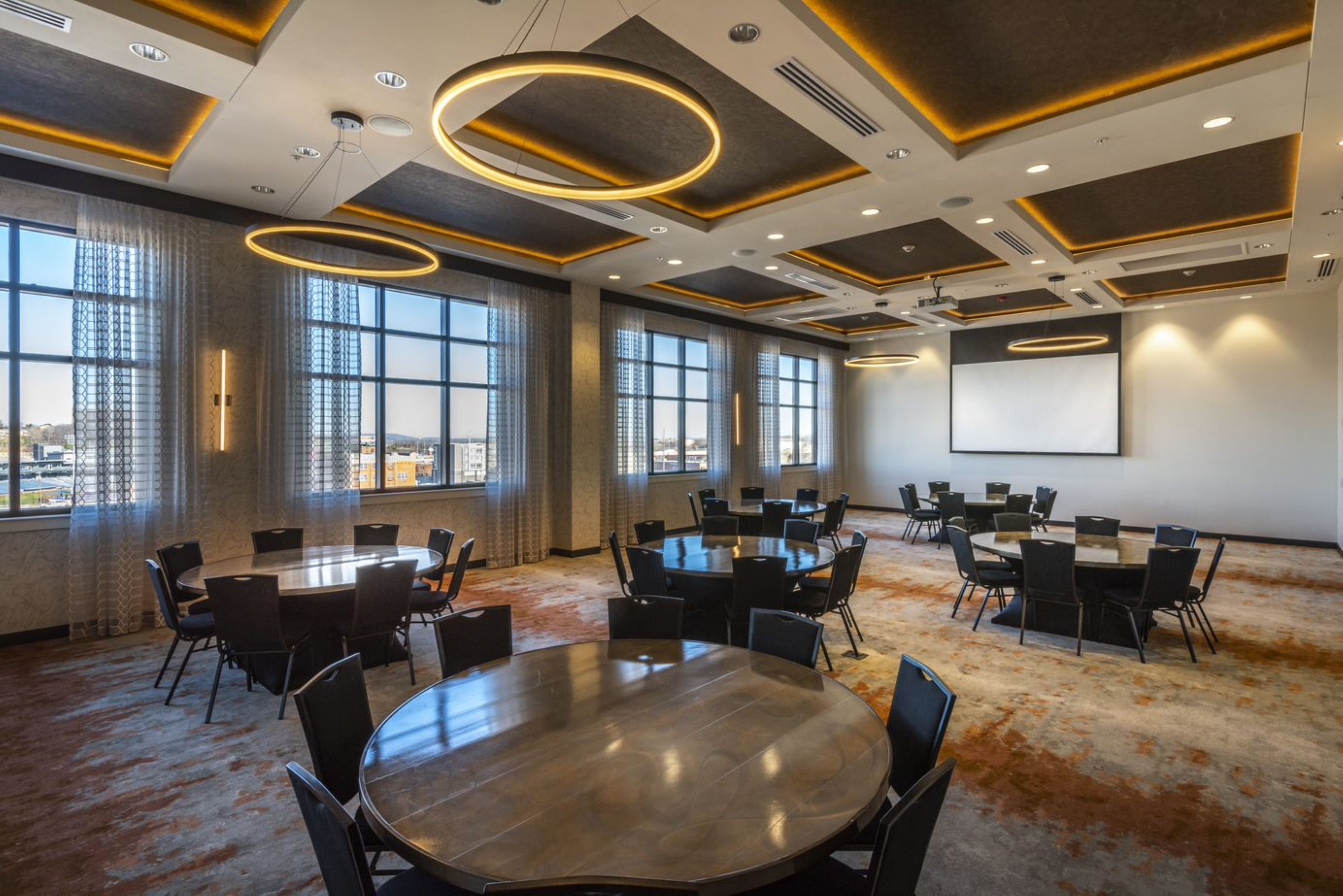 hotel indigo tulsa dwtn entertainment area an ihg hotel