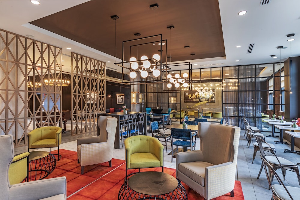 hotel indigo tulsa dwtn entertainment area an ihg hotel