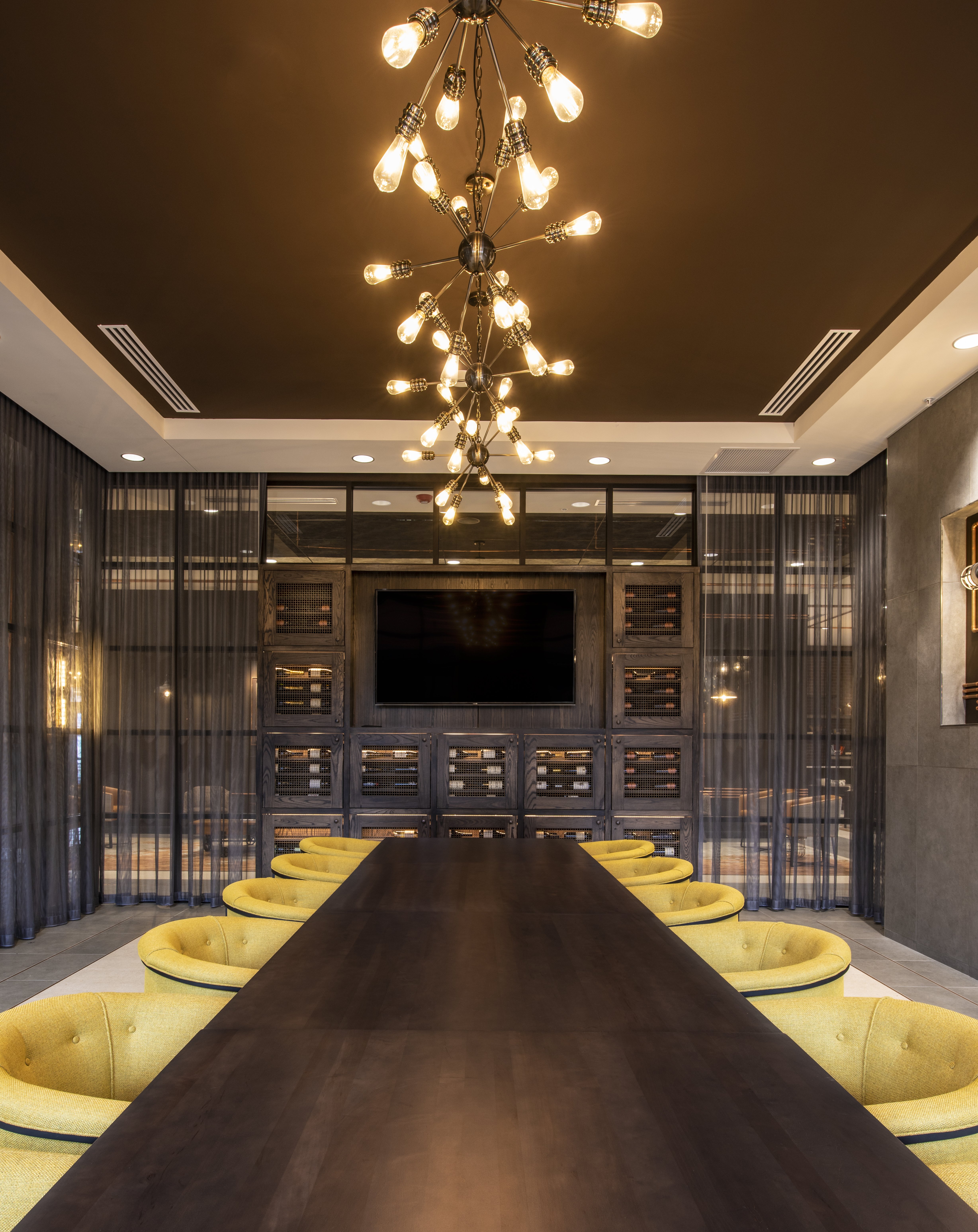 hotel indigo tulsa dwtn entertainment area an ihg hotel