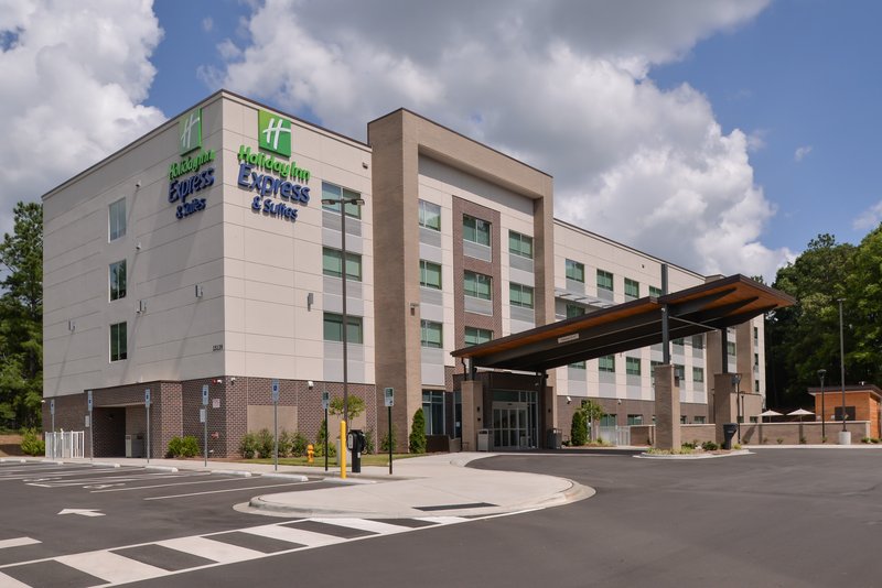 hol inn exp and suites charlotte ballantyne