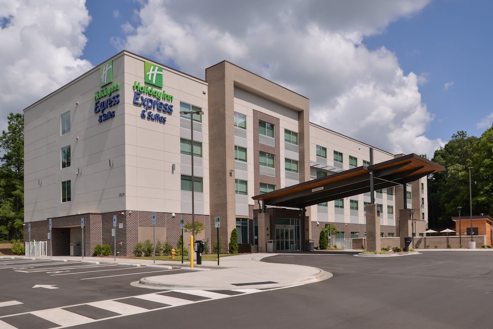 hol inn exp and suites charlotte ballantyne