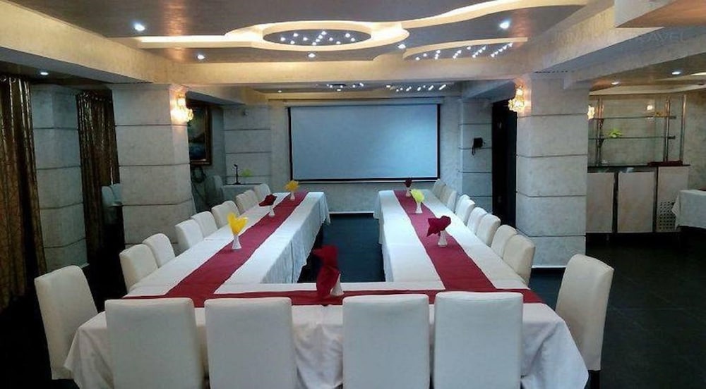 hotel ikram el dhayf