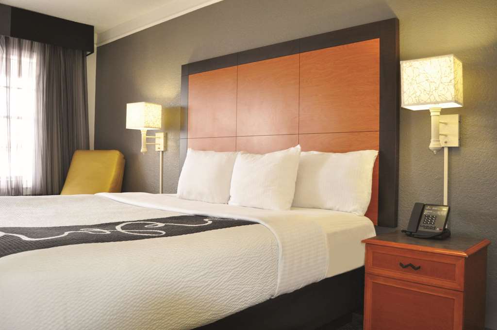 la quinta inn by wyndham dallas uptown