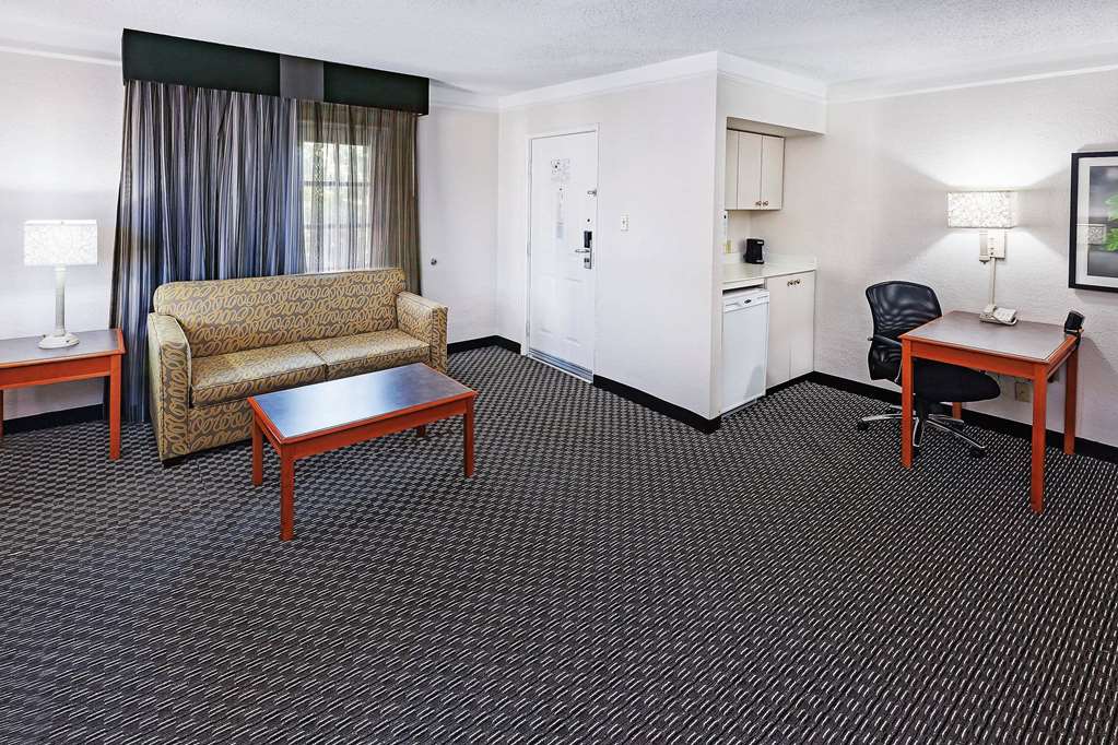 la quinta inn by wyndham dallas uptown