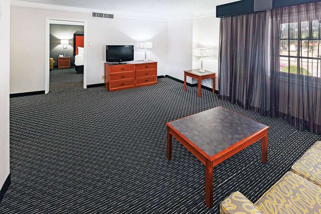 la quinta inn by wyndham dallas uptown