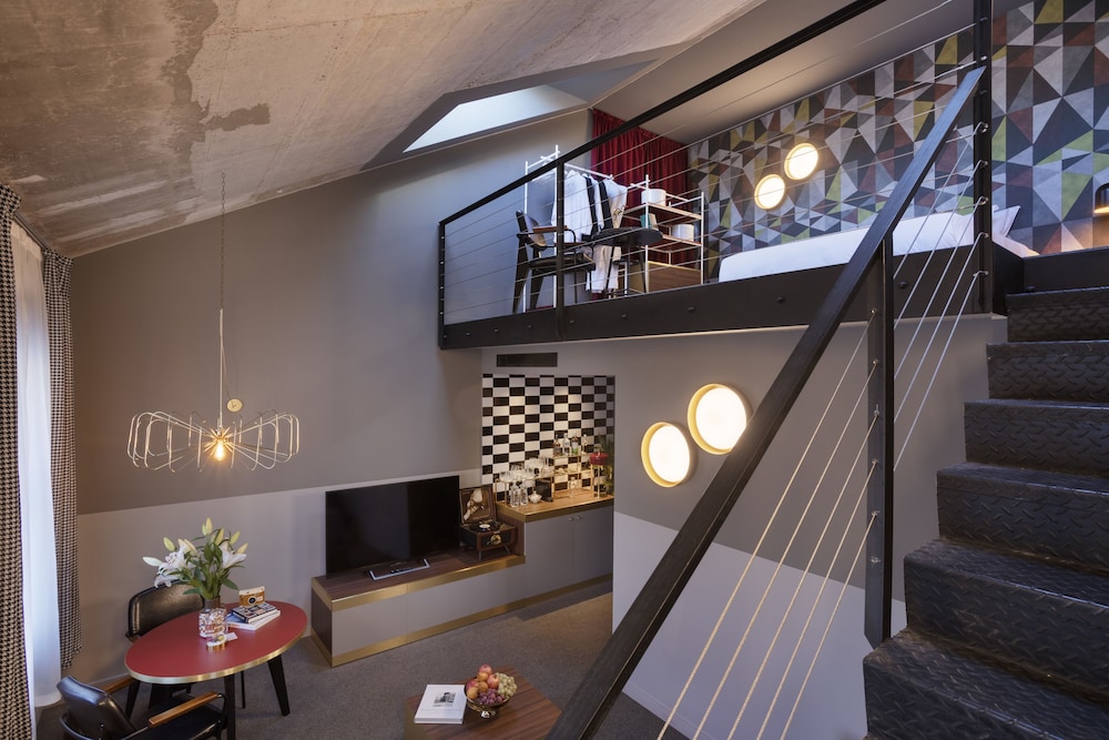 stories boutique hotel