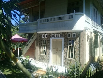 Bunga Matahari,In Airmadidi,3 star