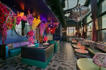 Moxy Nyc Chelsea,Union City>>New York,4 star