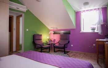 apartment and room ursa