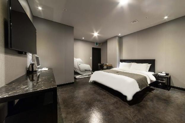 yangju hotel black
