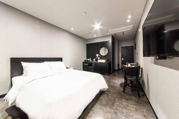 yangju hotel black
