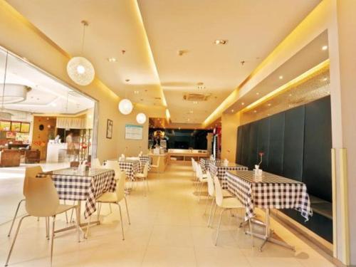 jinjiang inn langfang pedestrian street