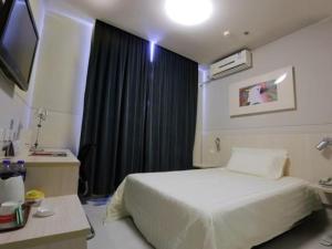 jinjiang inn langfang pedestrian street