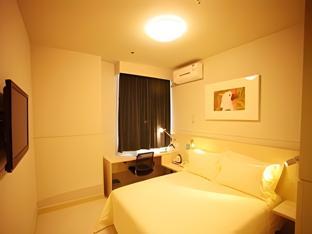 jinjiang inn langfang pedestrian street