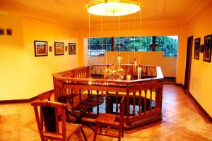 centro mactan suites