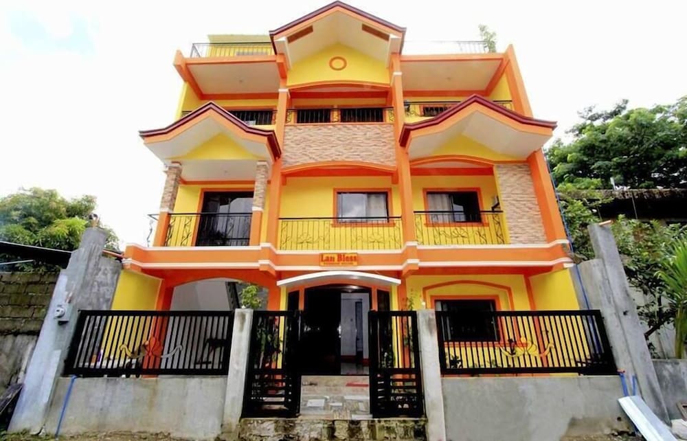 lan bless pension house