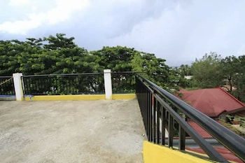 lan bless pension house