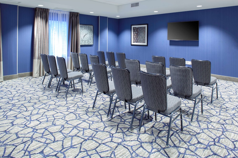hampton inn and suites overland park south