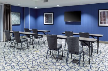 hampton inn and suites overland park south