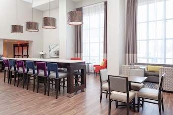 Hampton Inn & Suites Overland Park South,Johnson County>>Johnson,3 star