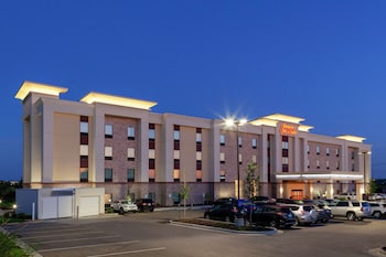 Hampton Inn & Suites Overland Park South,Johnson County>>Johnson,3 star