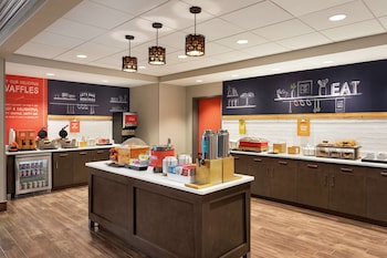 hampton inn and suites overland park south