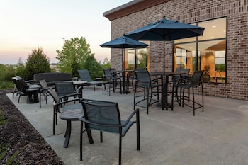 hampton inn and suites overland park south
