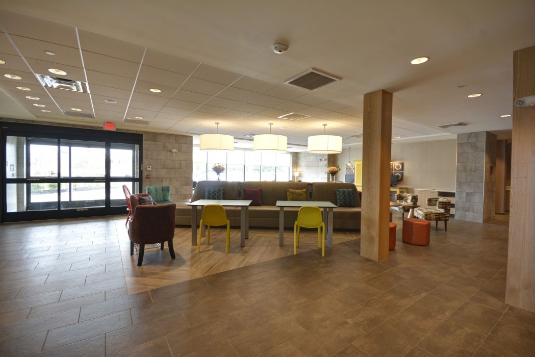 home2 suites by hilton portland airport