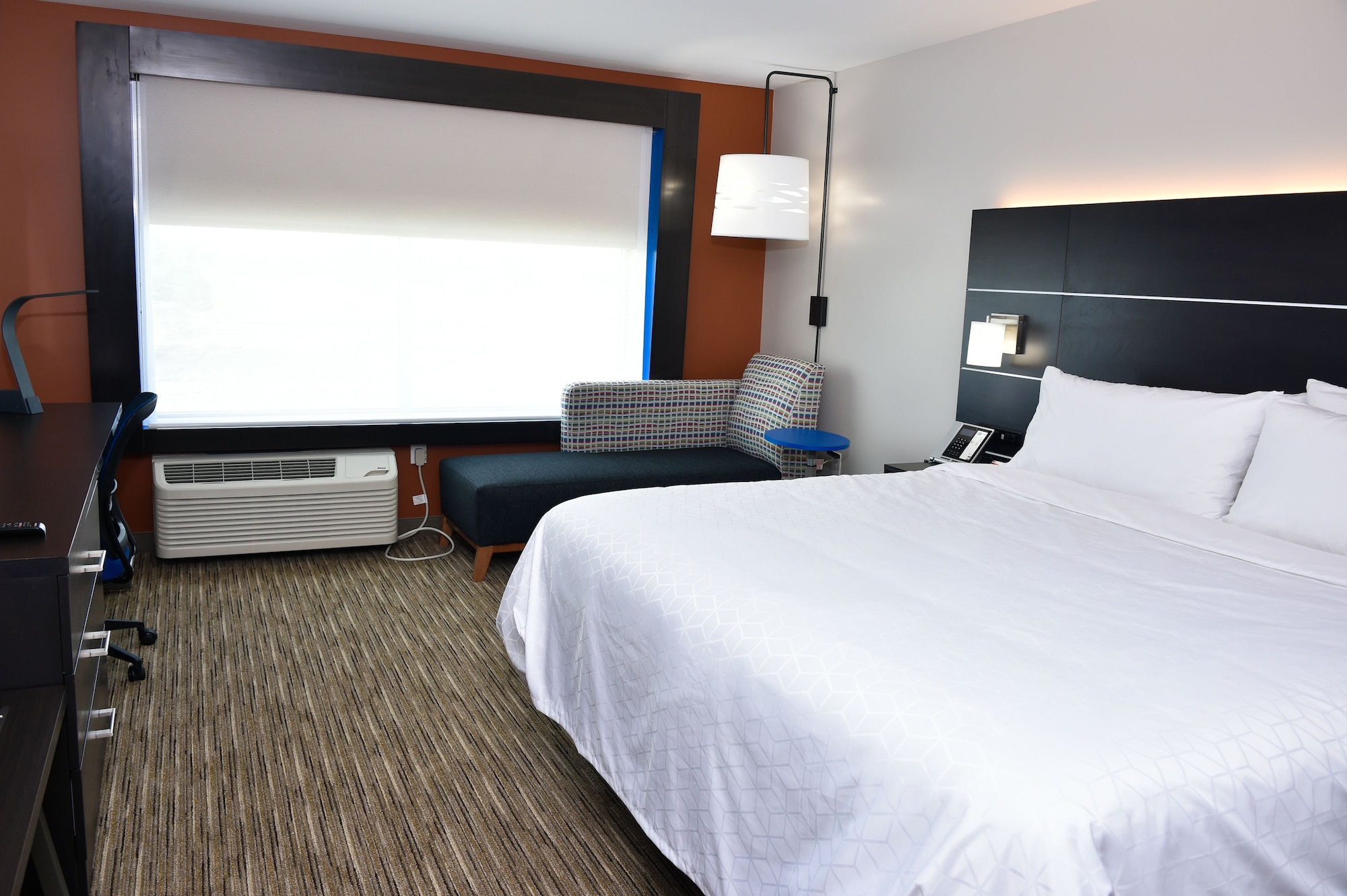 hol inn exp and suites bensenville ohare